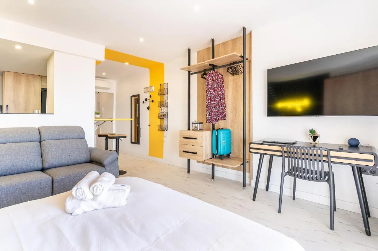 Expoholidays- Apartaments Paseo Maritimo Almeria