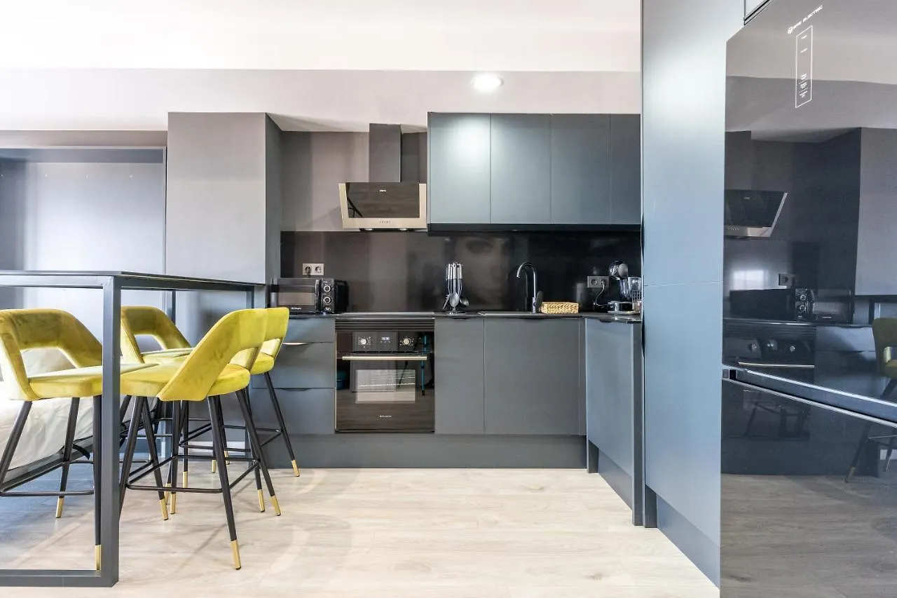 Expoholidays- Apartaments Paseo Maritimo Almeria 0*,