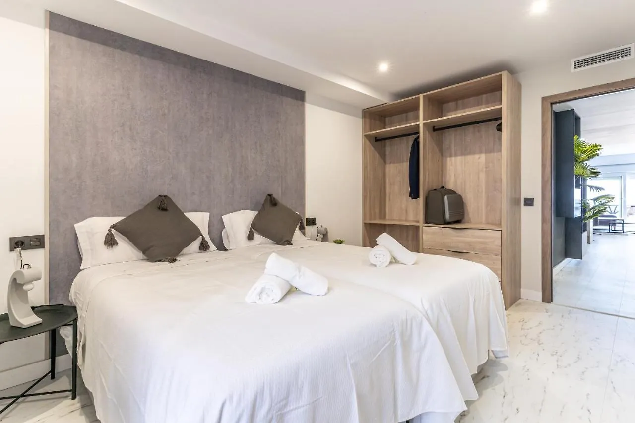 Expoholidays- Apartaments Paseo Maritimo Almeria 0*,