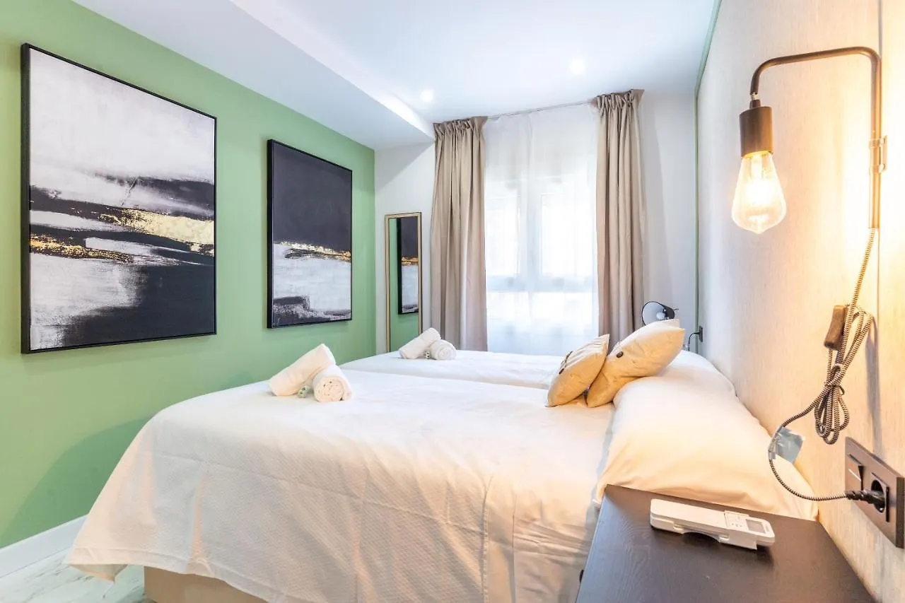 Expoholidays- Apartaments Paseo Maritimo Almeria Apartment