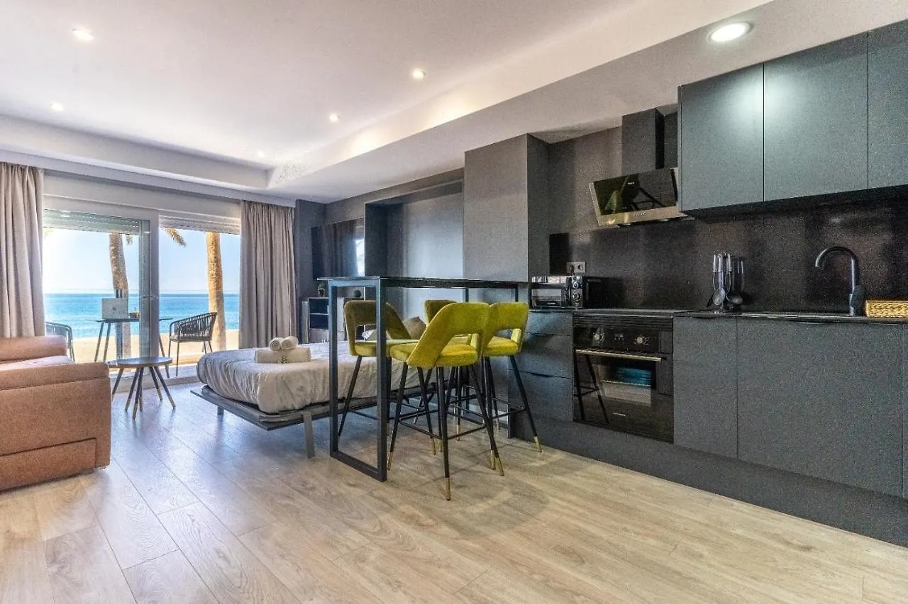 Apartment Expoholidays- Apartaments Paseo Maritimo Almeria Spain
