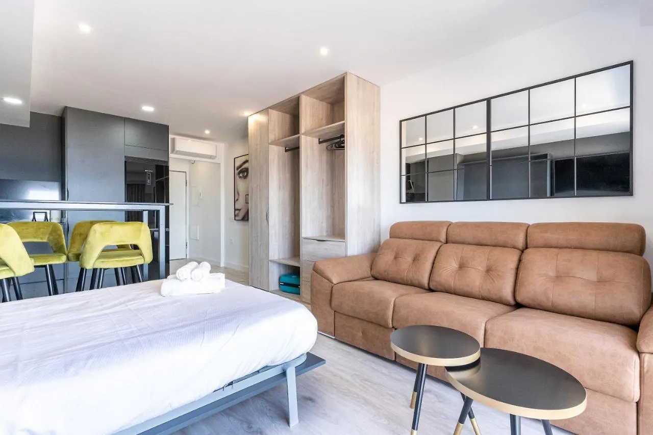 Expoholidays- Apartaments Paseo Maritimo Almeria Spain