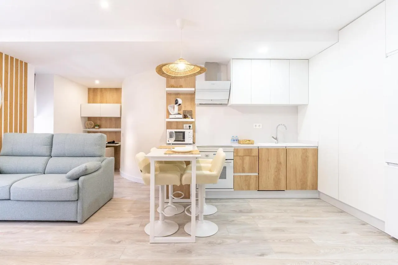 Expoholidays- Apartaments Paseo Maritimo Almeria