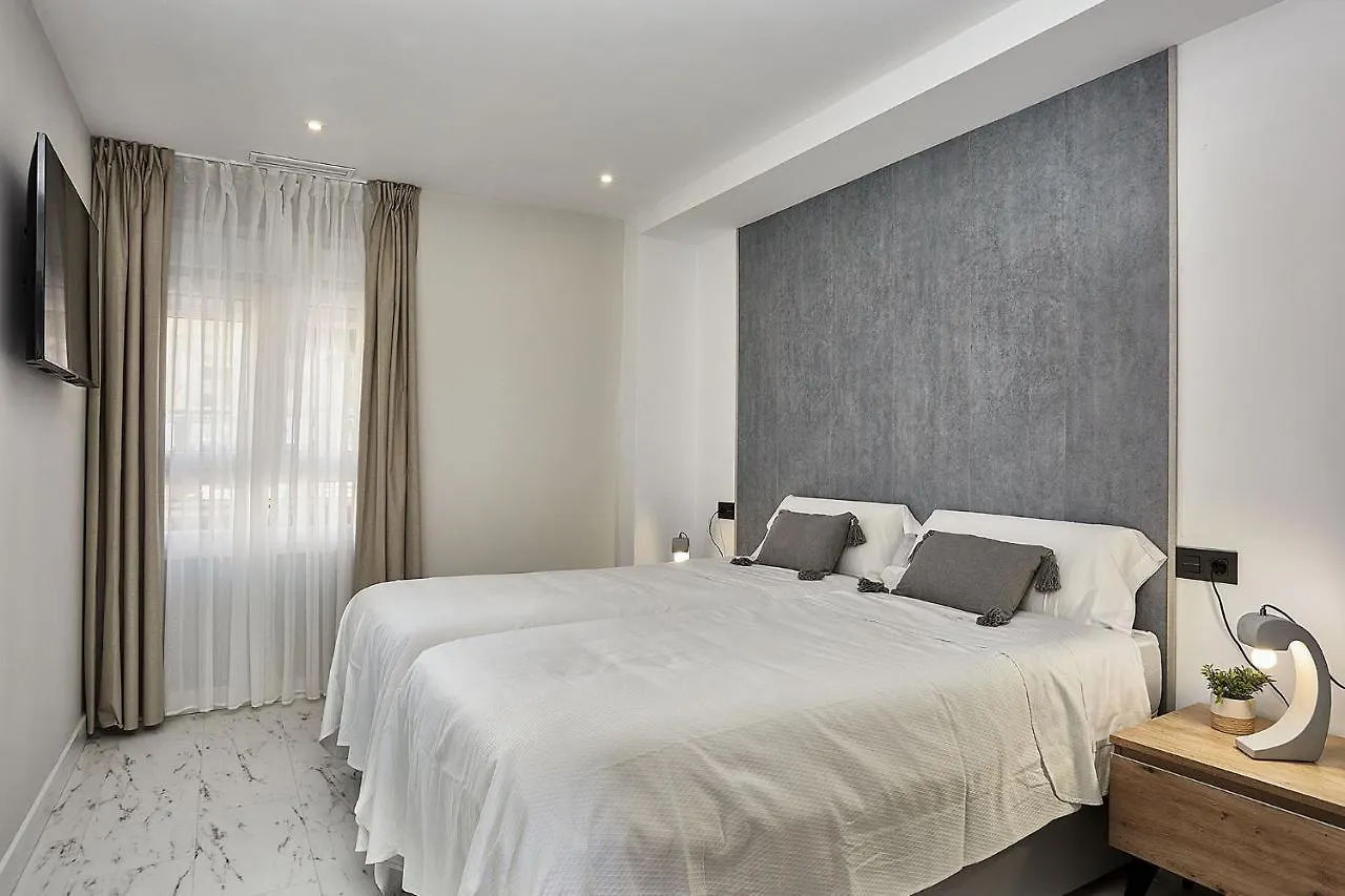 Apartment Expoholidays- Apartaments Paseo Maritimo Almeria Spain