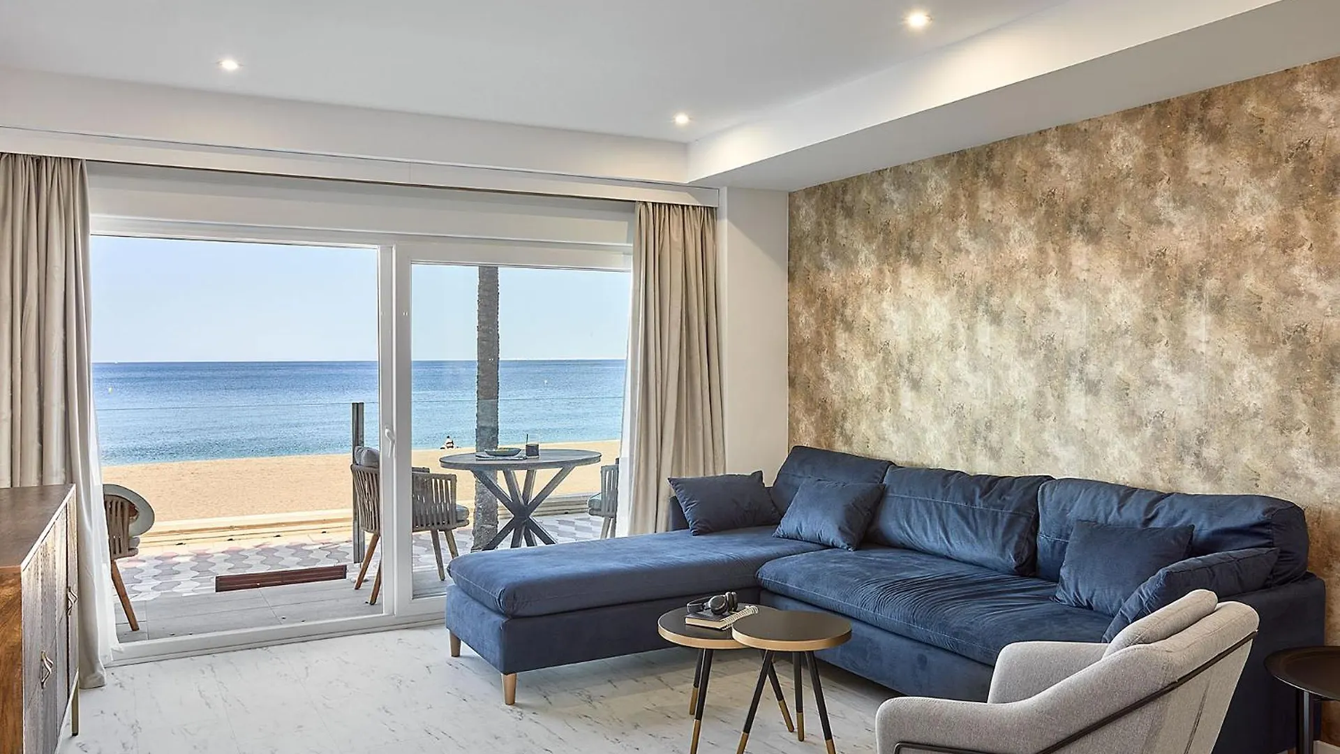 Expoholidays- Apartaments Paseo Maritimo Almeria Apartment